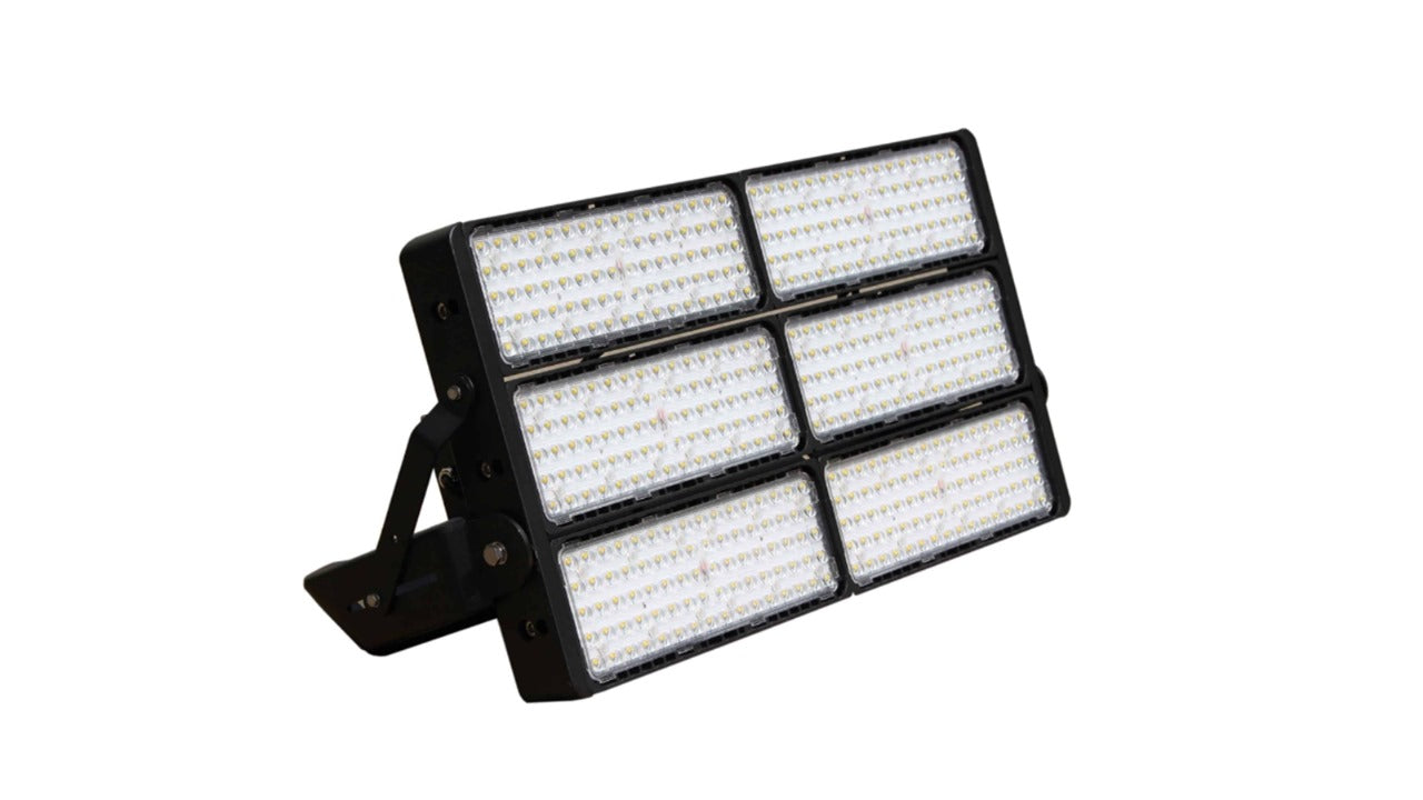 600w LED Modular Floodlight, 1200w HID Replacement, 102000lm (170lm/w), 5 Year Warranty, IP67, Diamond-RN4 Range - Clear Sky Distributors 